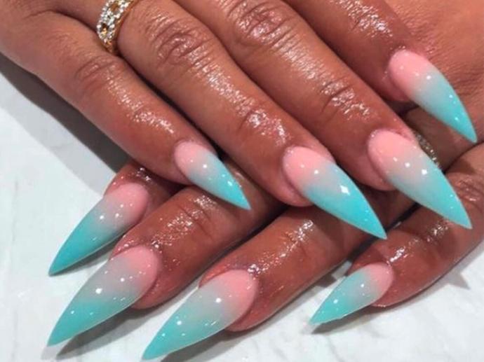 What do think about girls that have those long fingernail thingys?