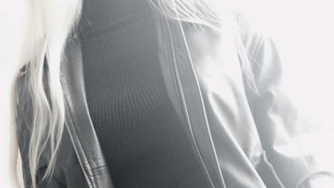 What do you thing of 80s like leather jackets on women? Does it look good on me?