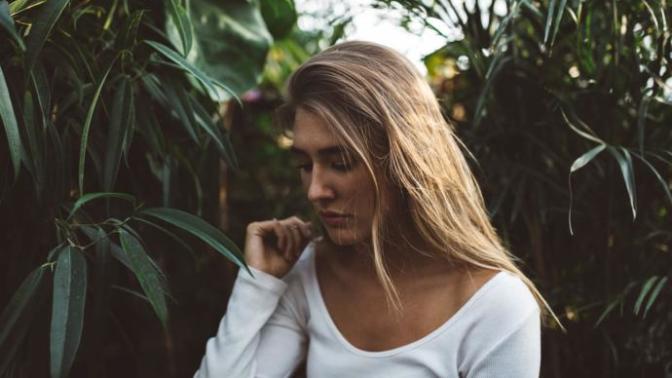 How do you know when a guy is playing you?