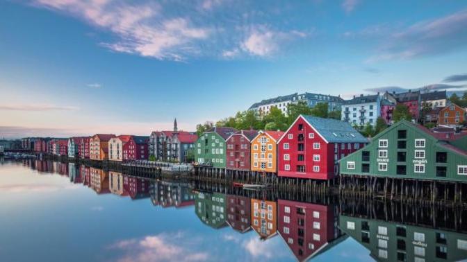 What is your dream country to live in?