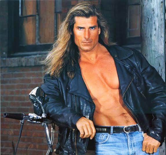 What àre your feelings about guys with long hair?