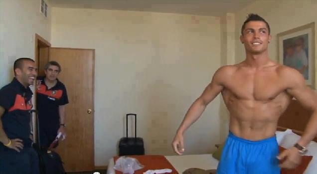 Ronaldo's cobra lats