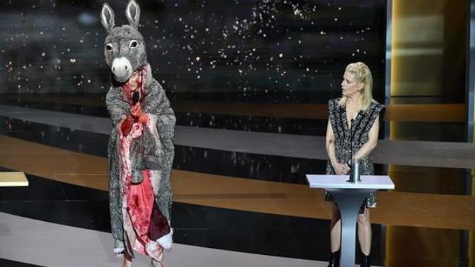 How do you think this French actress's protest would've gone down at the Oscars?
