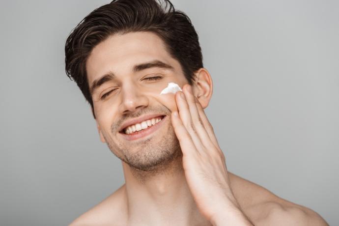 What are the reasons why a skin care routine is not a thing for men?