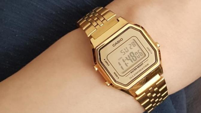 What do you think about girls who wear Casio-watches?