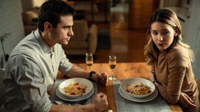 Guys, do you find it annoying when a girl is indecisive about what she wants to eat?