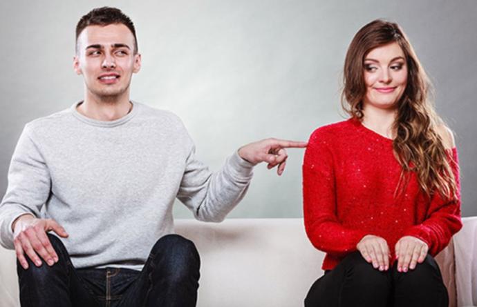 What’s The Difference Between A Pick Me And A Simp?