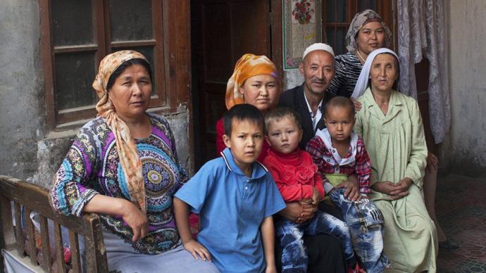 Uygyur Muslim family. a Turkic ethnic minority group and speak a Turkic language.
