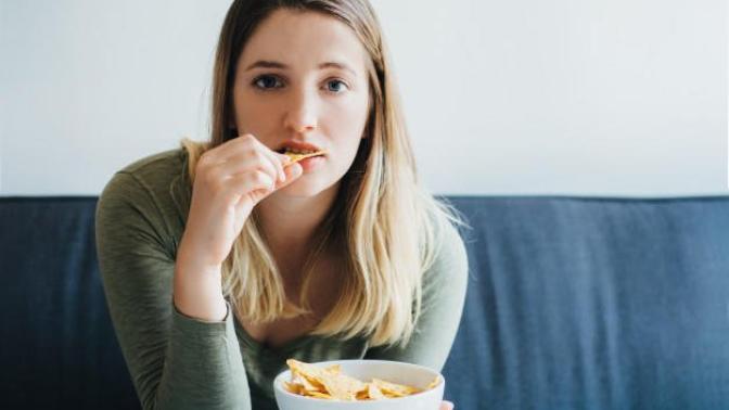 Any tips on how to stop snacking in between meals?