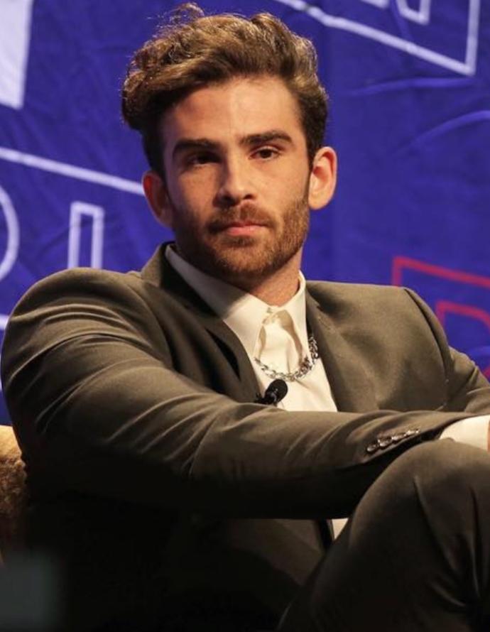 Conservatives, Does This Guy Triggers You Soo Much?