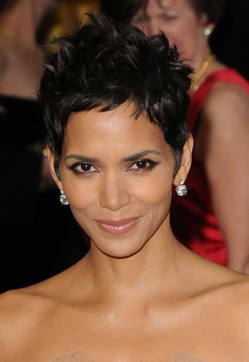 What hair style do you find most attrative on women long, short or doesnt matter?