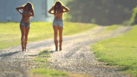 Would You Rather Date A City Girl OR A Country Girl?