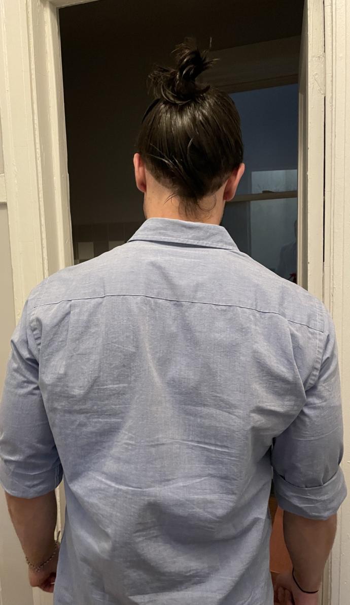 Girls, should I go with a high bun or a small ponytail?
