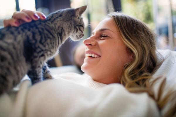 Would you date a person with a pet?