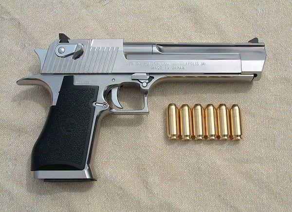 My boyfriend left one of his hand guns at my house for me to keep for protection... Would/Do other gun owners leave their gun (s) at their SOs house?