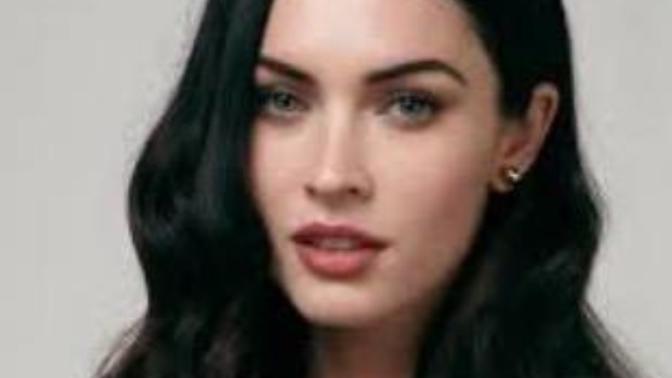 Guys, Come Guys! Blond hair or black hair?👩🏻👩🏼?
