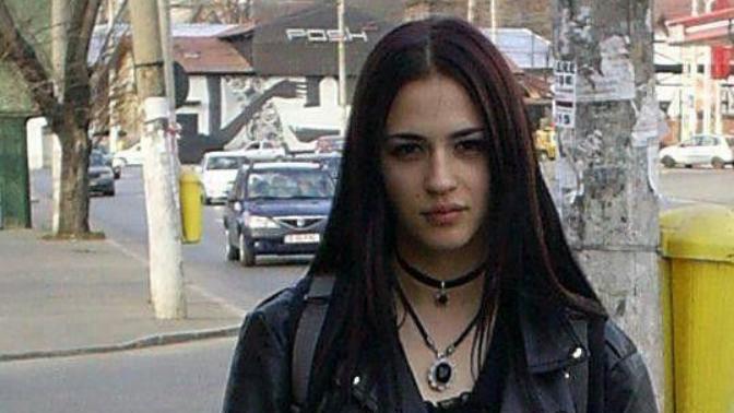 Guys, do you find the heavy metal style attractive?