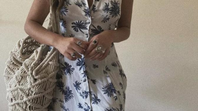 Is this a nice evening dress for a wedding?