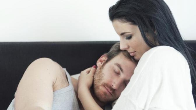 How can I get women to emotionally bond with me?
