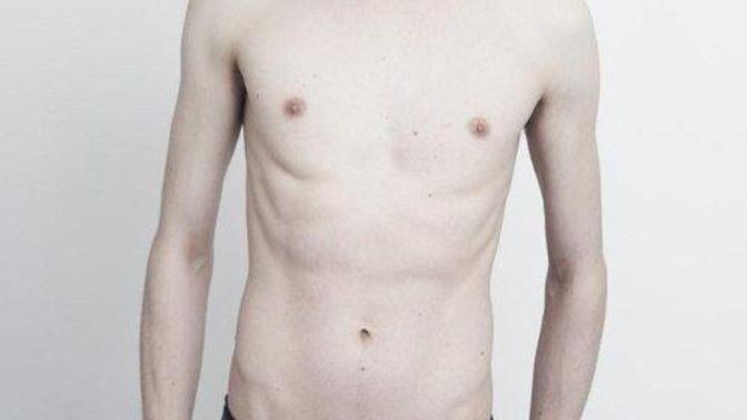 Ladies, how you prefer and like your man physically built?