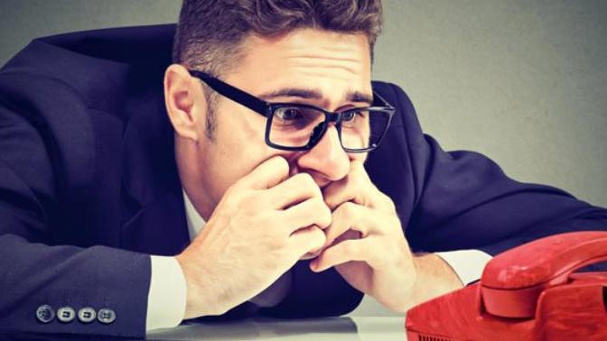 How can you tell if a guy or girl is desperate?