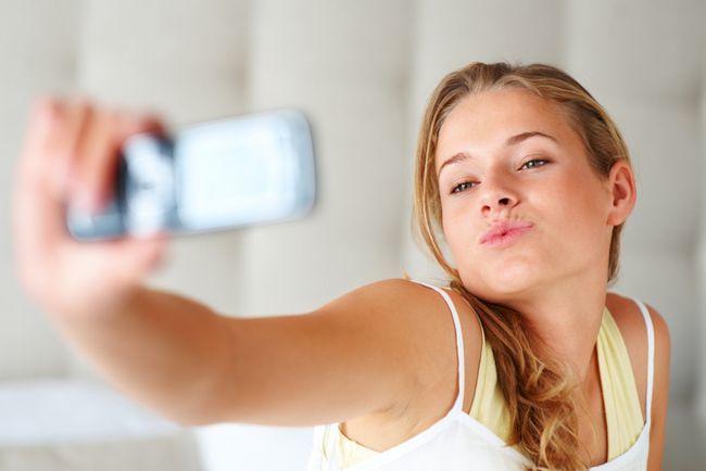 Have you ever had a relationship with a woman who is completely in love with herself?