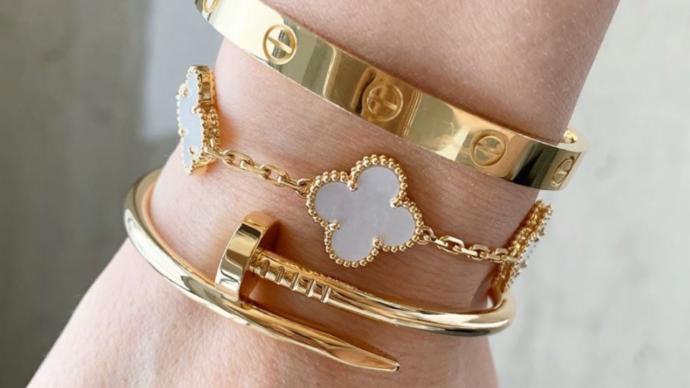 Whats your favorite piece of jewelry?