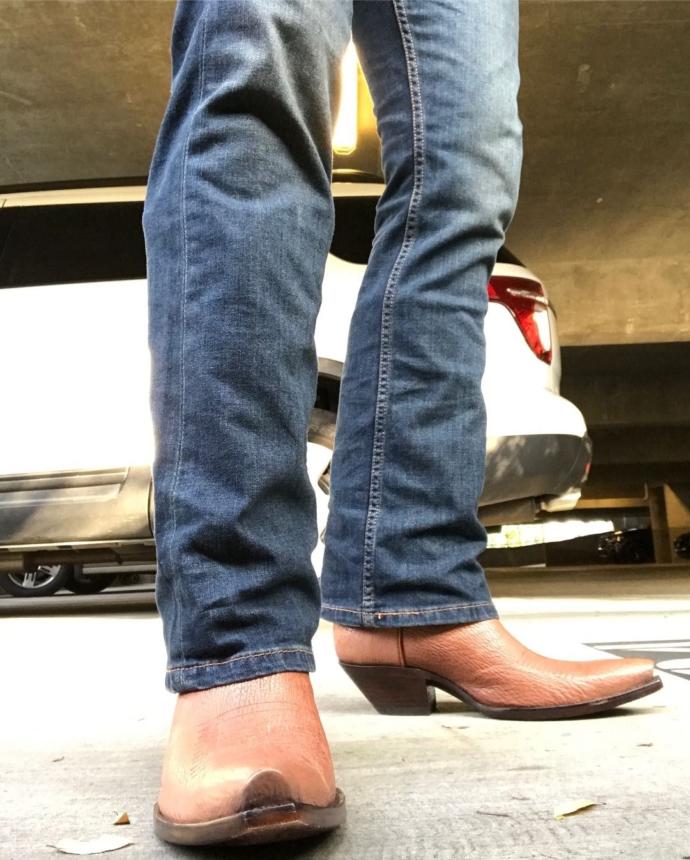 Woman do you think cowboy boots are attractive on men?