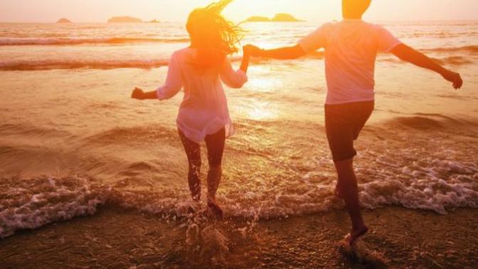 What is a difference between a disposable relationship and a real one?