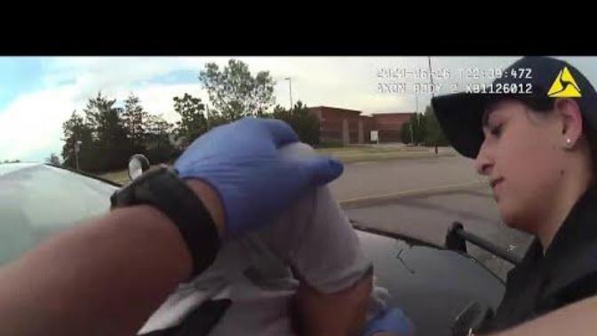 What else should the police officers get in addition to a pay raise?