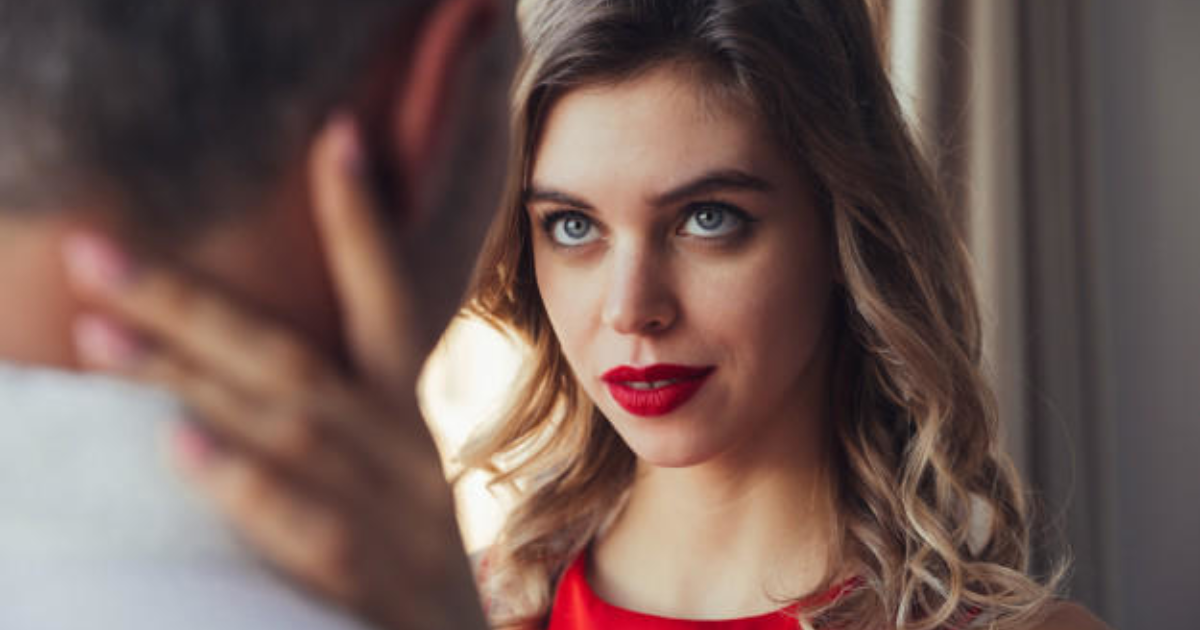 Is prolonged eye contact/gazing into someone's eyes casual flirting