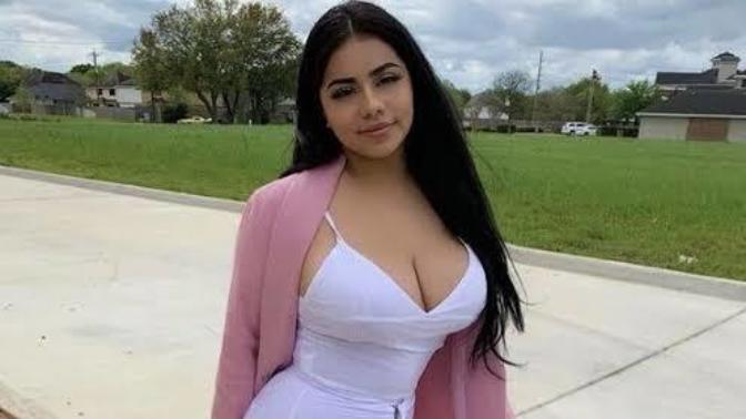 Which body do you find most attractive skinny or curvy?