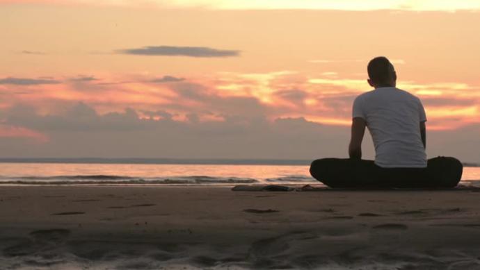 Can women love laid back men? Do women love them?