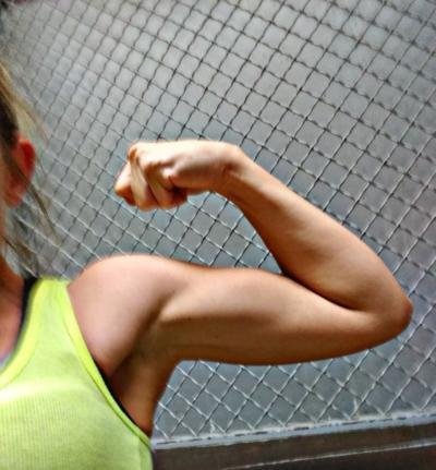 Do many guys like abs on a girl?