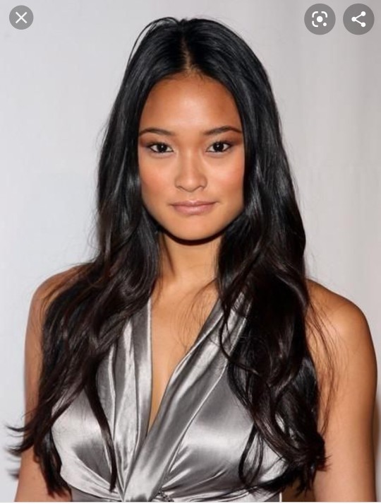Which do you think is a more attractive skin color for an East Asian girl?