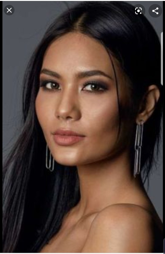 Which do you think is a more attractive skin color for an East Asian girl?
