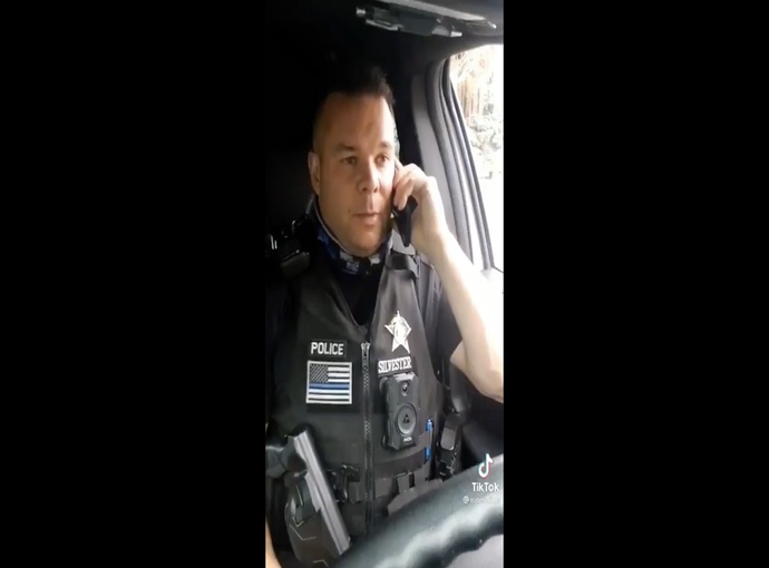 Police officer roasts Lebron James over what he tweeted about the Makhia Bryant case. What do you think about the video (video in description)?