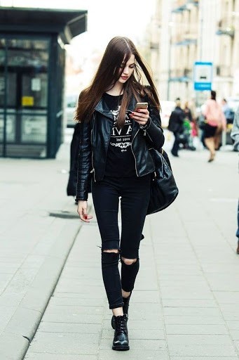 How’s my outfit?