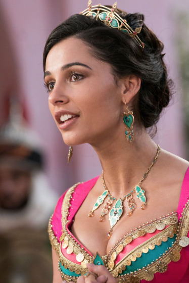 Naomi Scott
