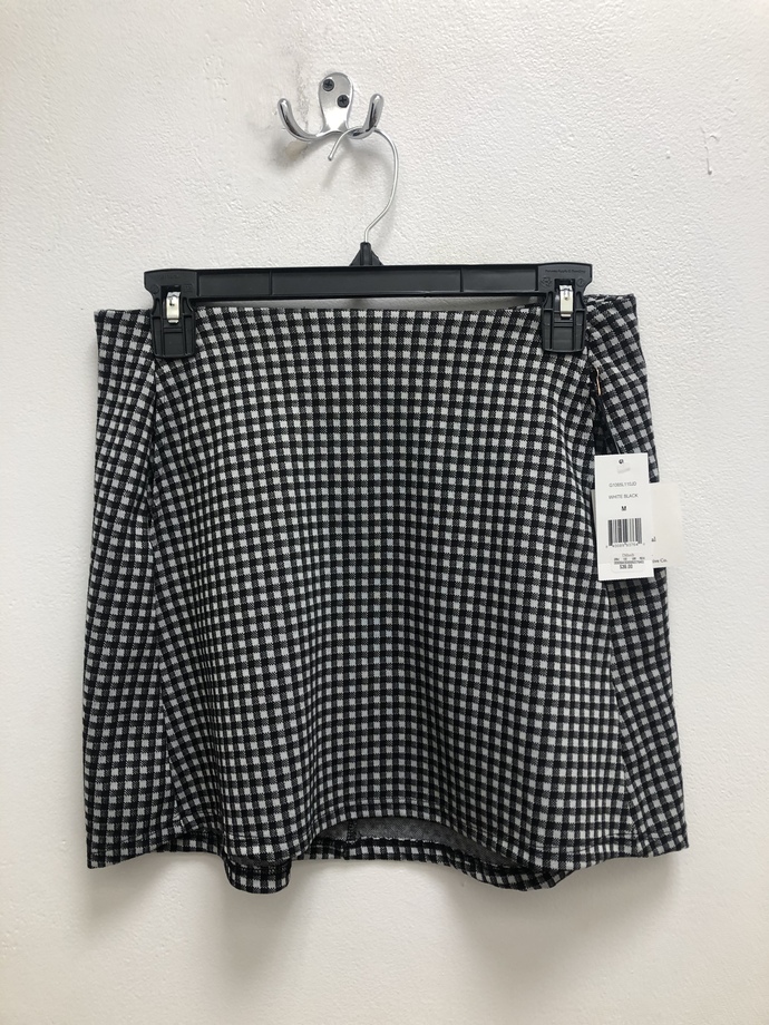 FRIENDS! Which skirt/dress should I get?