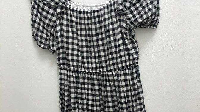 FRIENDS! Which skirt/dress should I get?