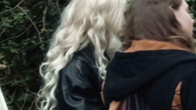 Which shade of blonde does this girl have?