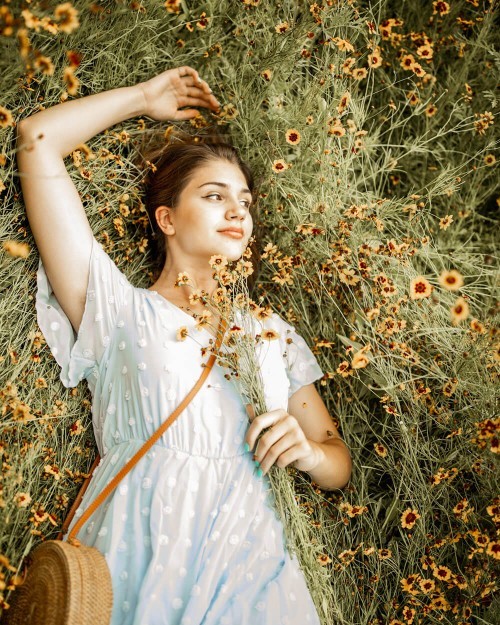 Which style do you find more attractive?