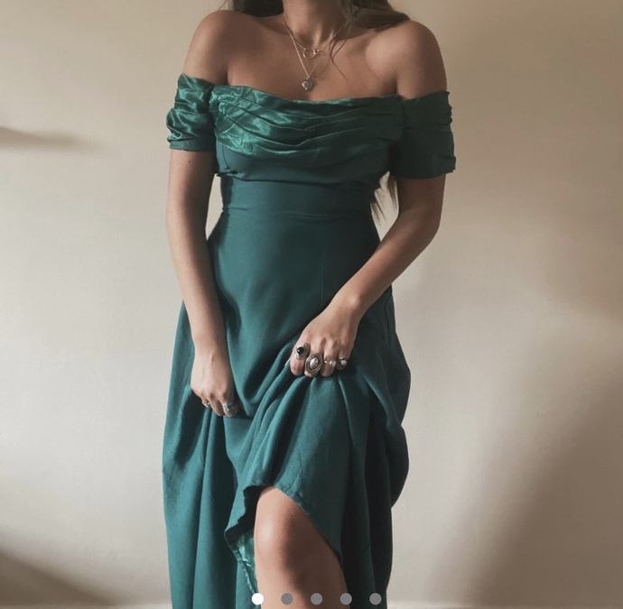 What do you all think of this beautiful green dress :)?