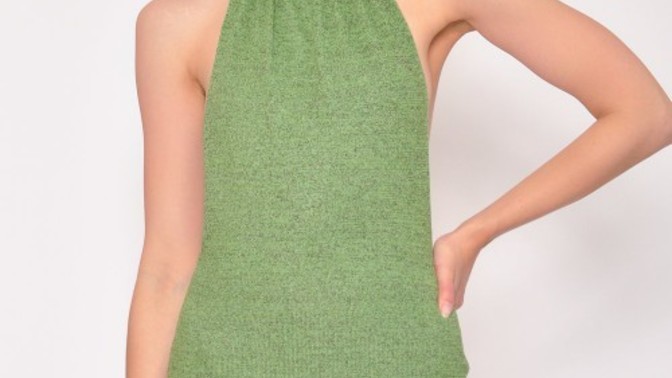 What do you like to see more of? Modeling outfits or more theme based modeling?