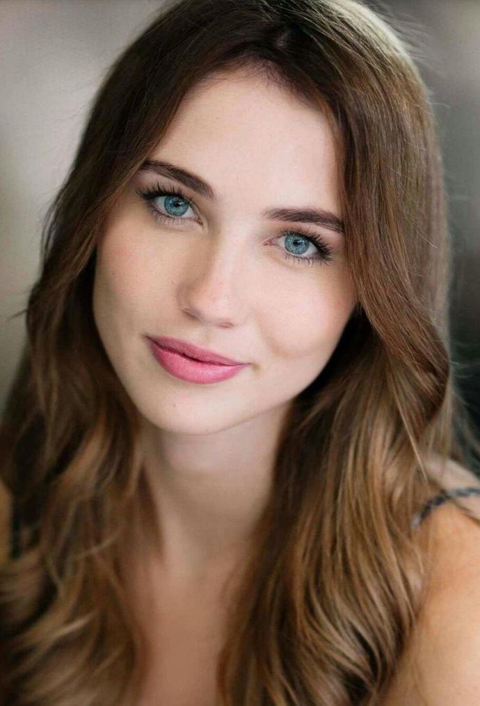 Does anyone else get turned on when a white girl has on her profile that she does not date black guys?