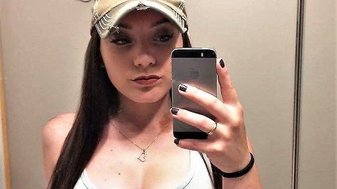 Does it seems like this girl has a manly vibe, something guys would refer to as "one of their guy friend" because they don't find feminine attration?