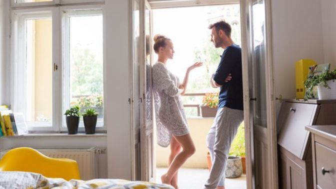 Should I stay in the relationship if my boyfriend has doubts about me?