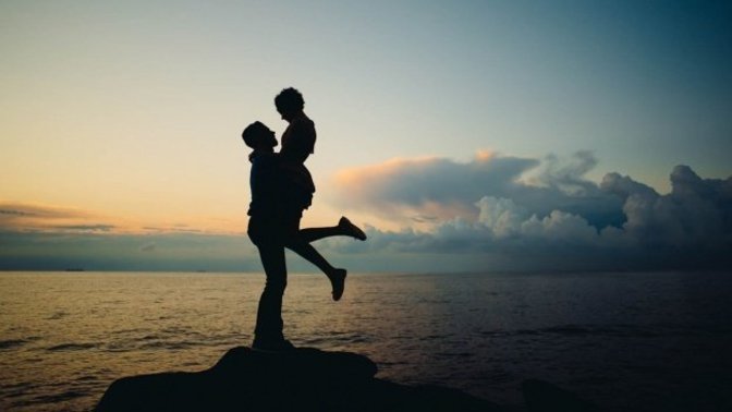 Women, do you like being picked up (by your partner)?