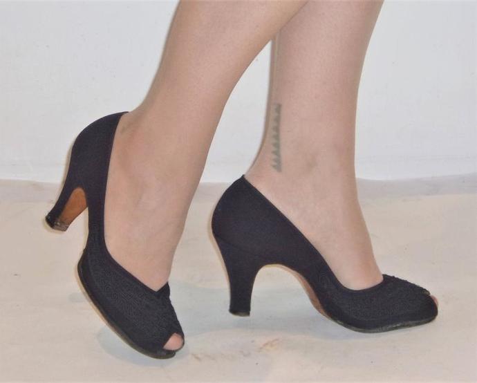 Which heels for graduation?